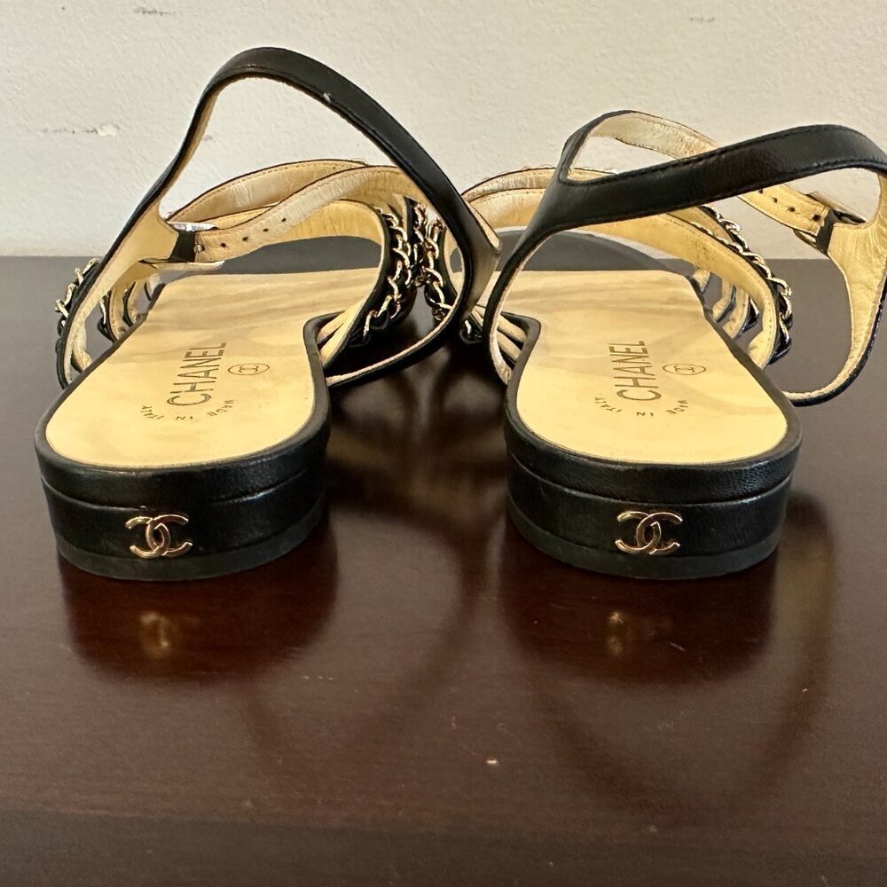 Chanel Black Leather CC Logo Chain Strap Women's Sandals Sz 40 Made in Italy - Picture 13 of 16